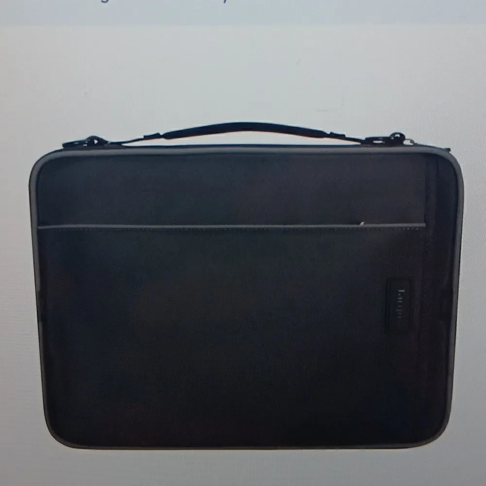 TARGUS SLIMCASE Grid Convertible‎ Slimcase With Dome Protection …